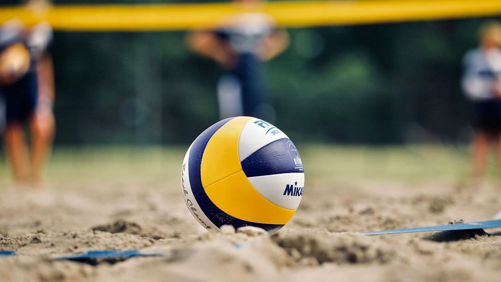 Volleybal in het zand